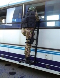 快速突擊，凌天反恐利器——戰(zhàn)術(shù)破窗梯 010-51652021