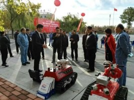 排煙機器人，滅火機器人亮相北京市全市應急救援演練