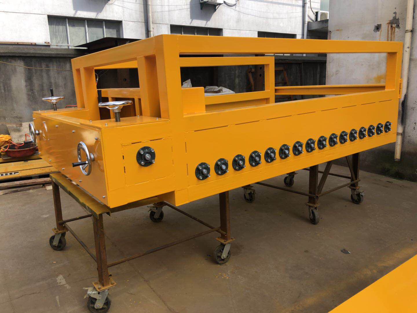 履帶式機器人綜合檢驗臺