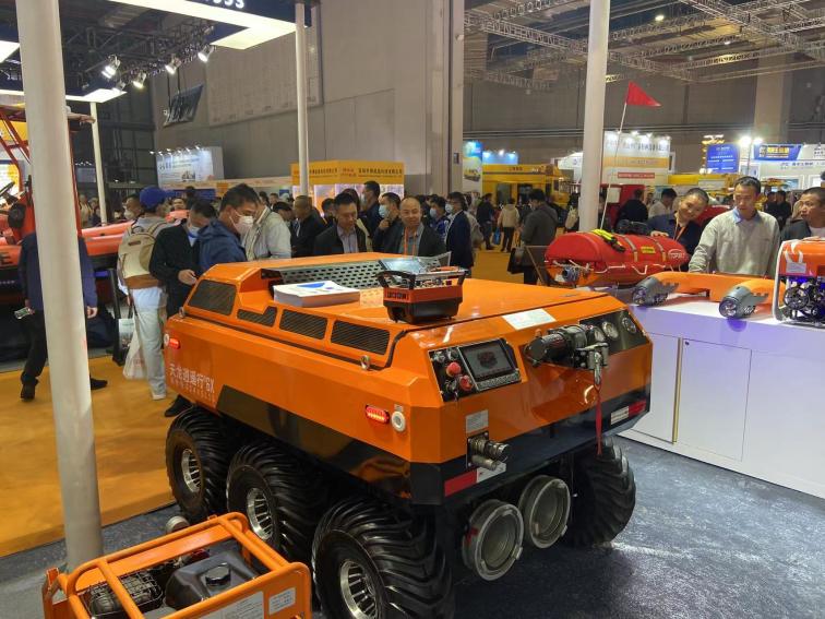 1694849466244871.jpg 8e3a67624ca861d4f46eac235d8954f(1).jpg